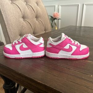 Worn 3 times, size US 6 in toddlers No scratches